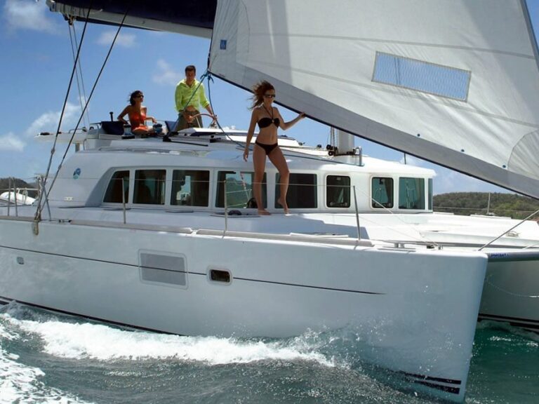 Attraversiamo Catamaran 768x576