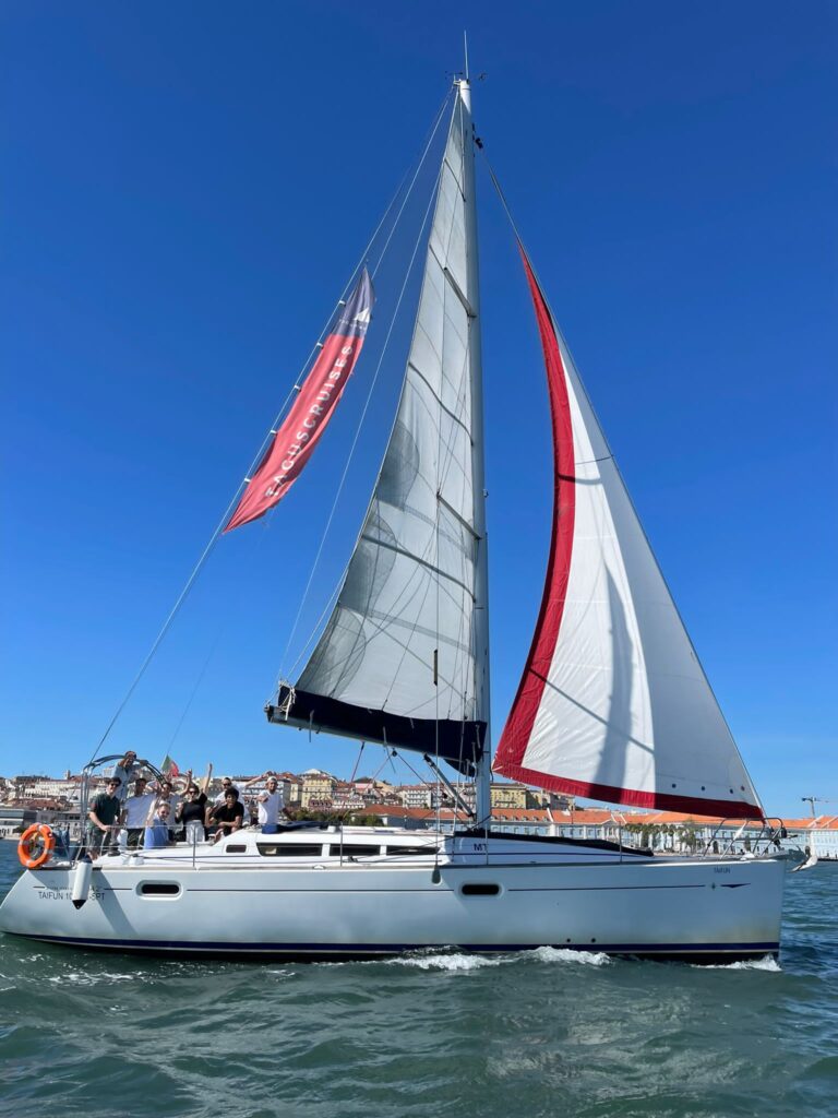 Taifun sailboat up to 12 pax 768x1024